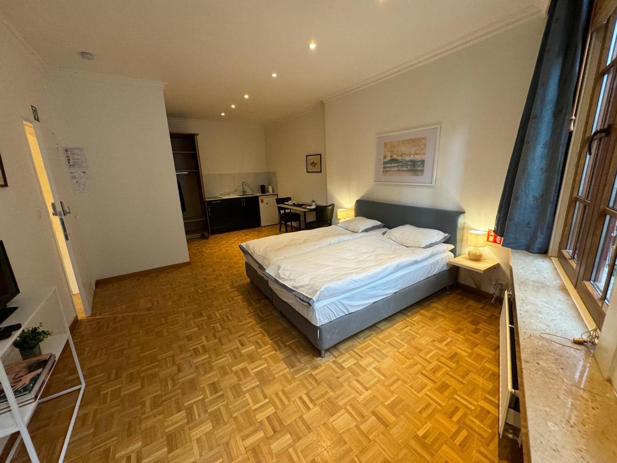 Two Bedroom Loft In The City Center By The Meir แอนต์เวิร์ป ภายนอก รูปภาพ
