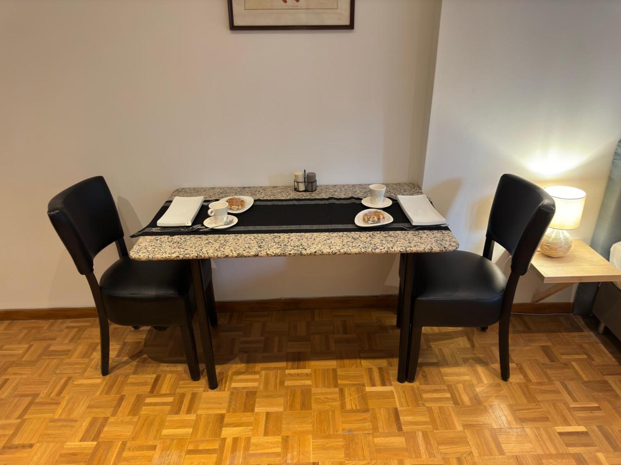 Two Bedroom Loft In The City Center By The Meir แอนต์เวิร์ป ภายนอก รูปภาพ