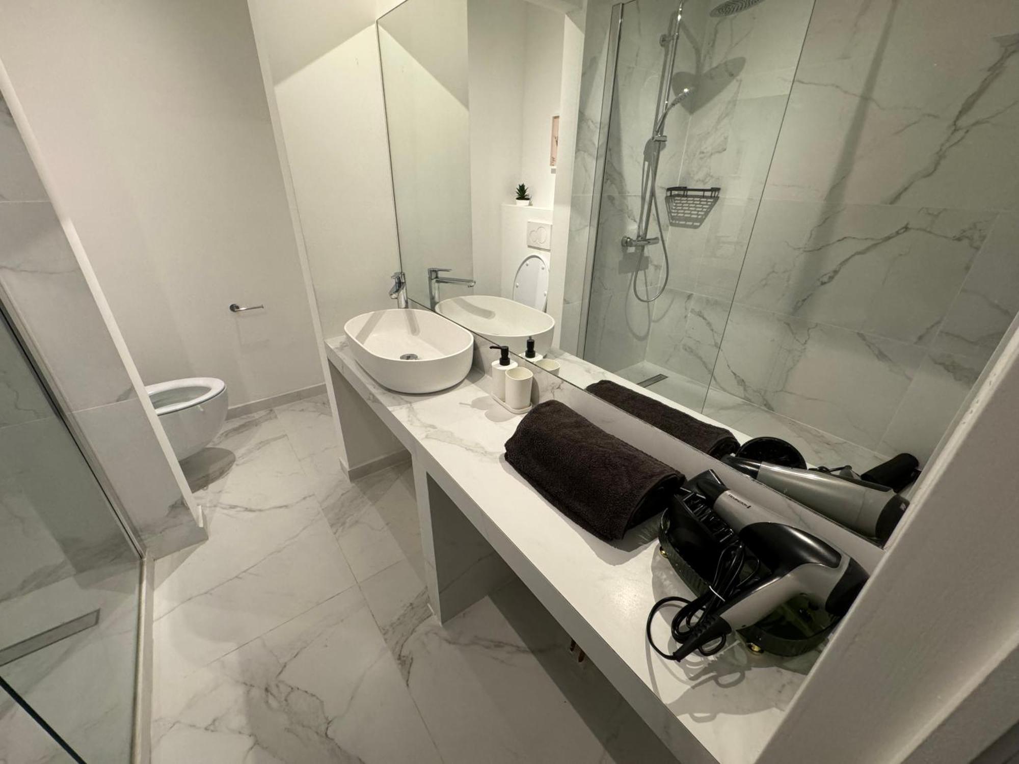 Two Bedroom Loft In The City Center By The Meir แอนต์เวิร์ป ภายนอก รูปภาพ