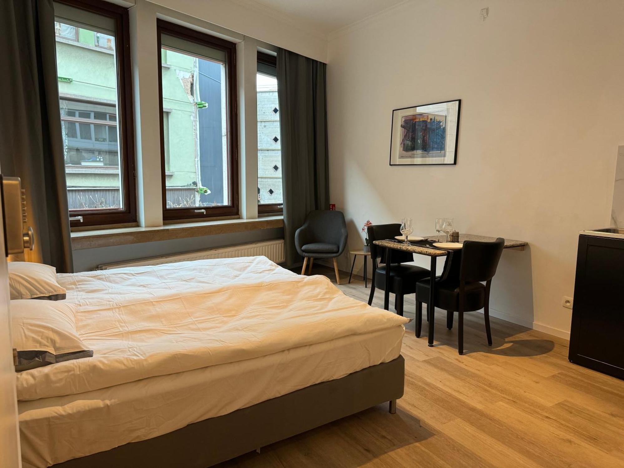 Two Bedroom Loft In The City Center By The Meir แอนต์เวิร์ป ภายนอก รูปภาพ