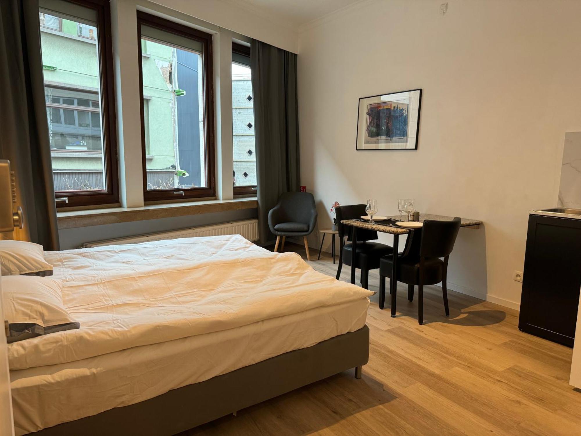 Two Bedroom Loft In The City Center By The Meir แอนต์เวิร์ป ภายนอก รูปภาพ